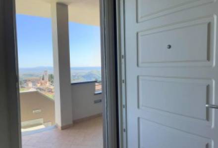 Collina: Villetta a schiera angolare vista mare con giardino - porticato - garage