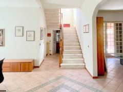 Don Bosco area: Stately Villa with garden and garage - 8