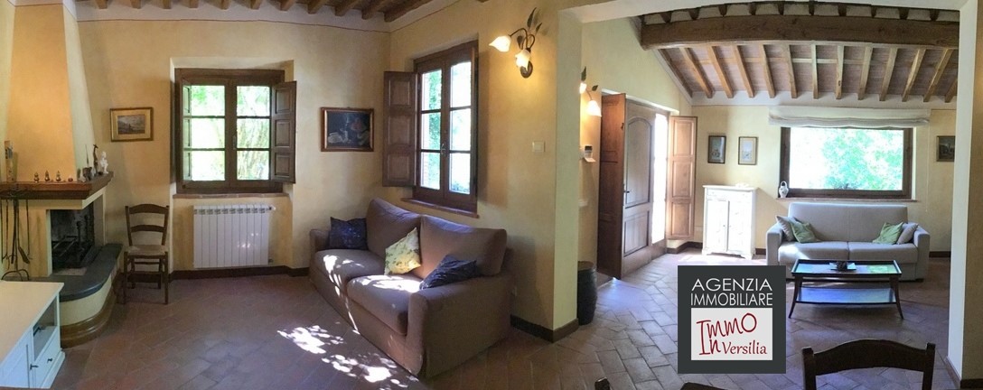 Villa CAMAIORE vendita  Camaiore  Immo In Versilia