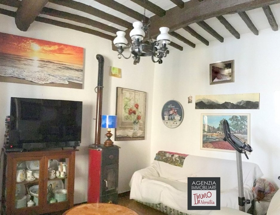 Villa MASSAROSA vendita  Corsanico  Immo In Versilia