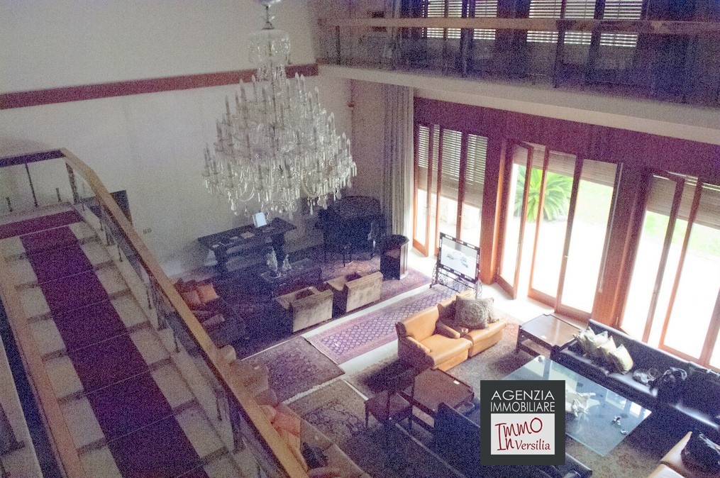 Villa MASSAROSA vendita  Bozzano  Immo In Versilia